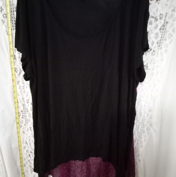 Torrid plus top/dress size 4 - Picture 1 of 4